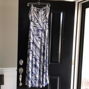 Banana Republic Dresses - Banana Republic strapless dress, size M! Banana Republic Dresses - Banana Republic strapless dress, size M!